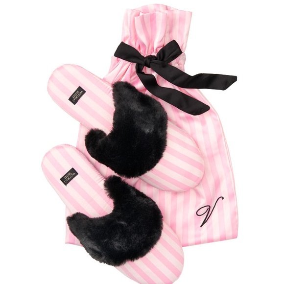 Victoria's Secret Slippers L 9/10 - Picture 2 of 3